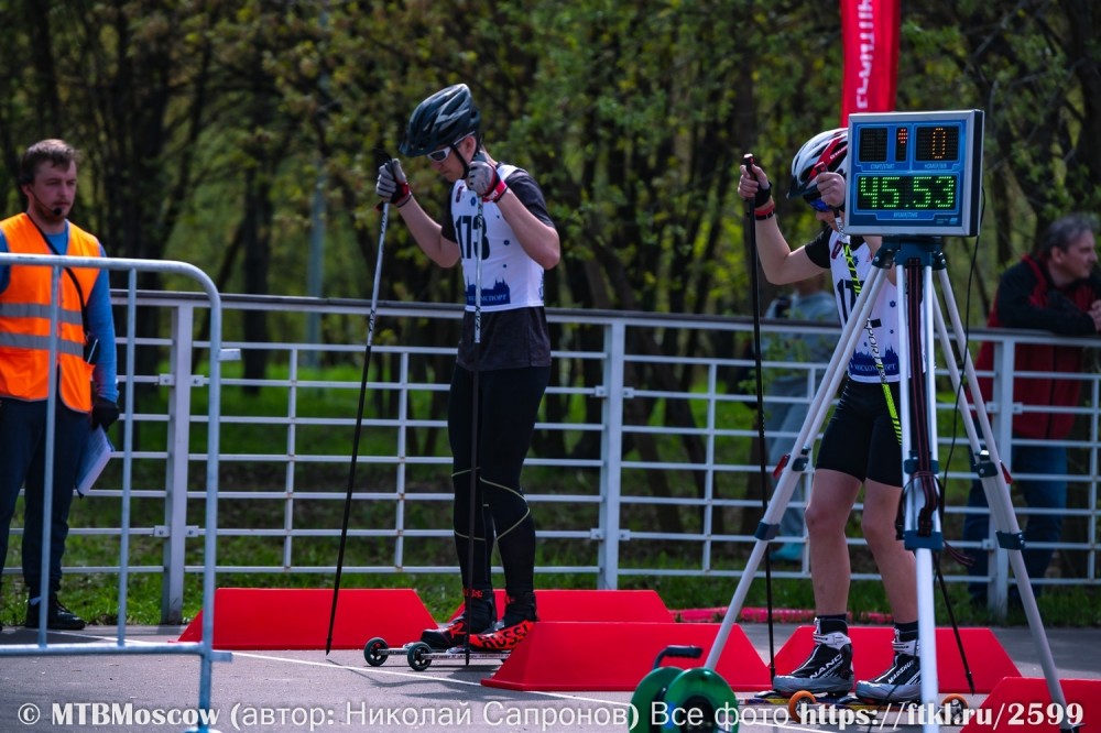 Традиционно партнером ФЛРД выступает Экипировочный центр SPINE-SPORT